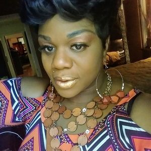 Meet your Posher, Essence